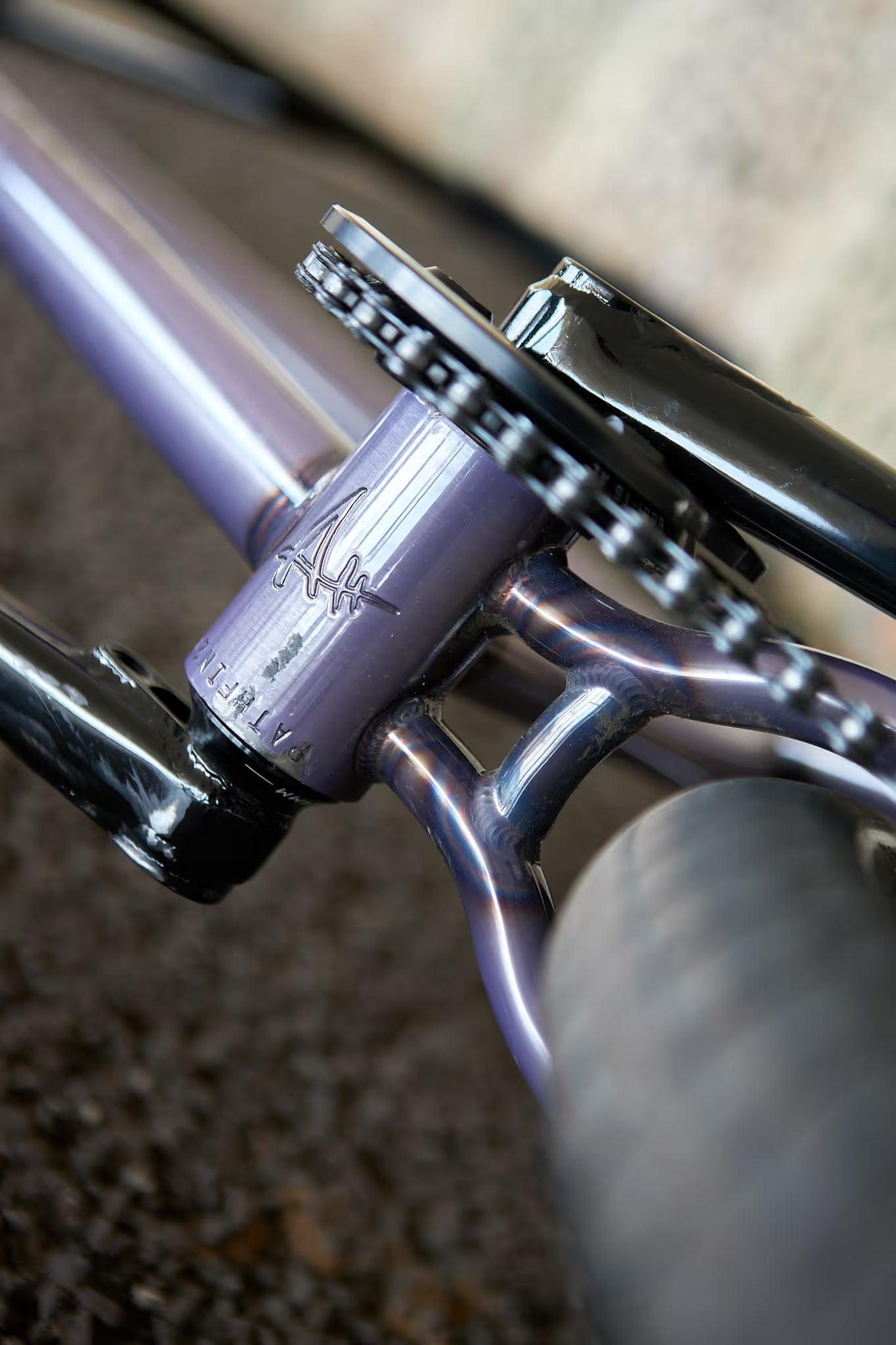 CUADRO WETHEPEOPLE PATHFINDER TRANSLUCENT LILAC 21''