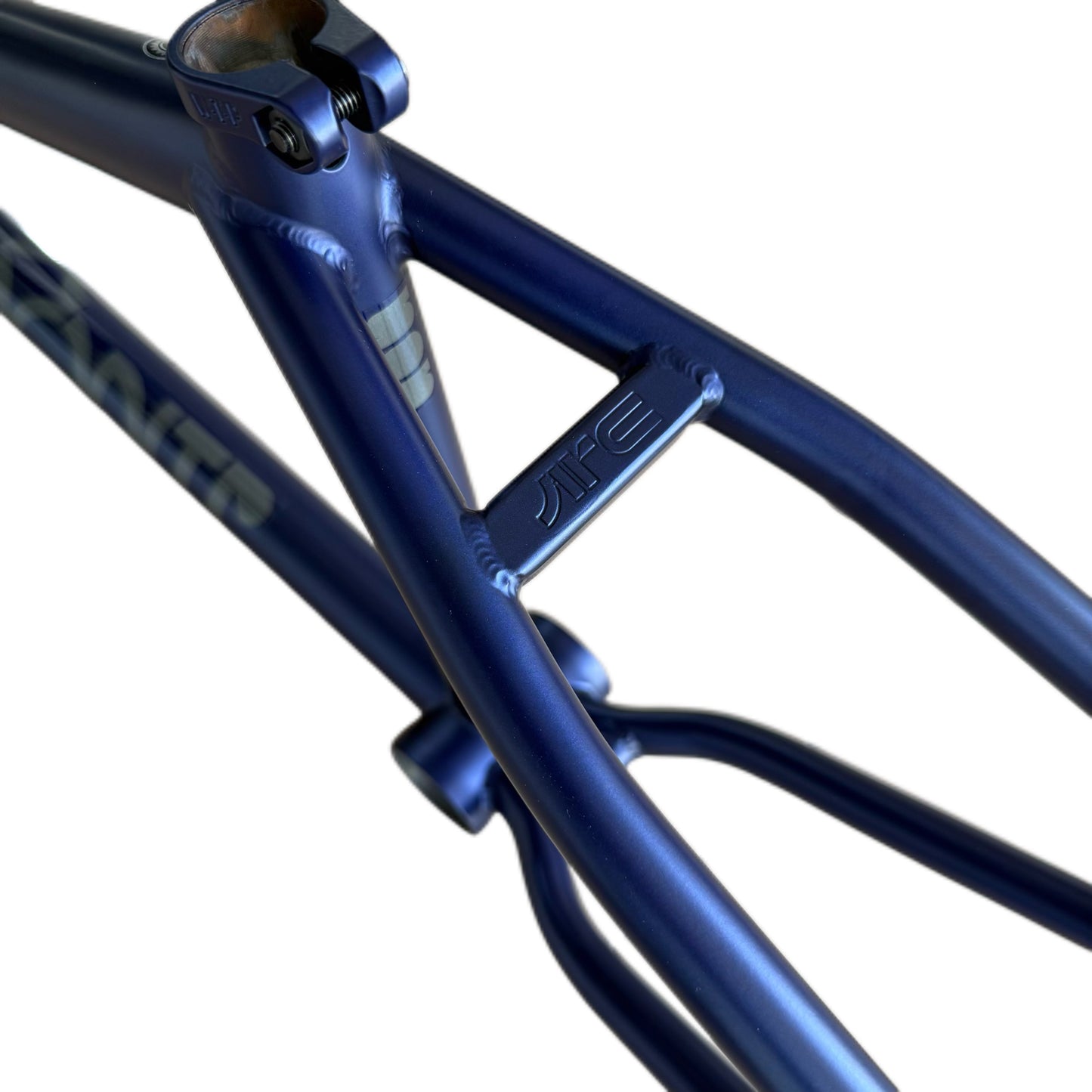 CUADRO WETHEPEOPLE ARC MURRAY LOUBSER SIGNATURE MATT INDIGO 20.75''