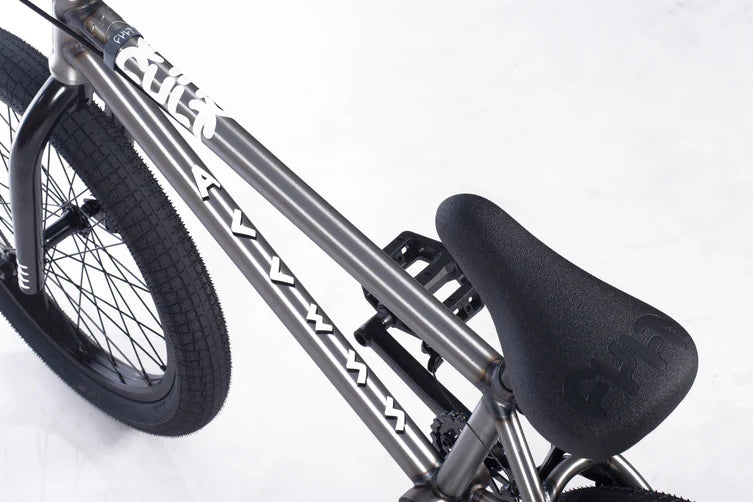 BICICLETA CULT ACCESS RAW