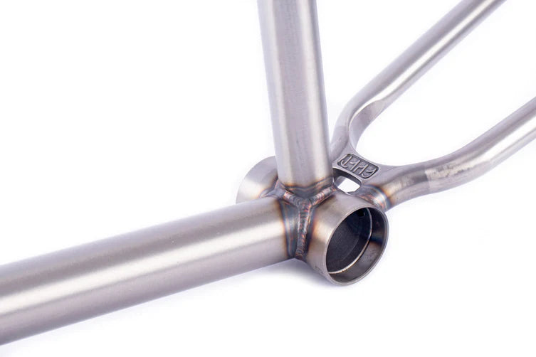 CUADRO CULT 2-SHORT RAW 20.5''