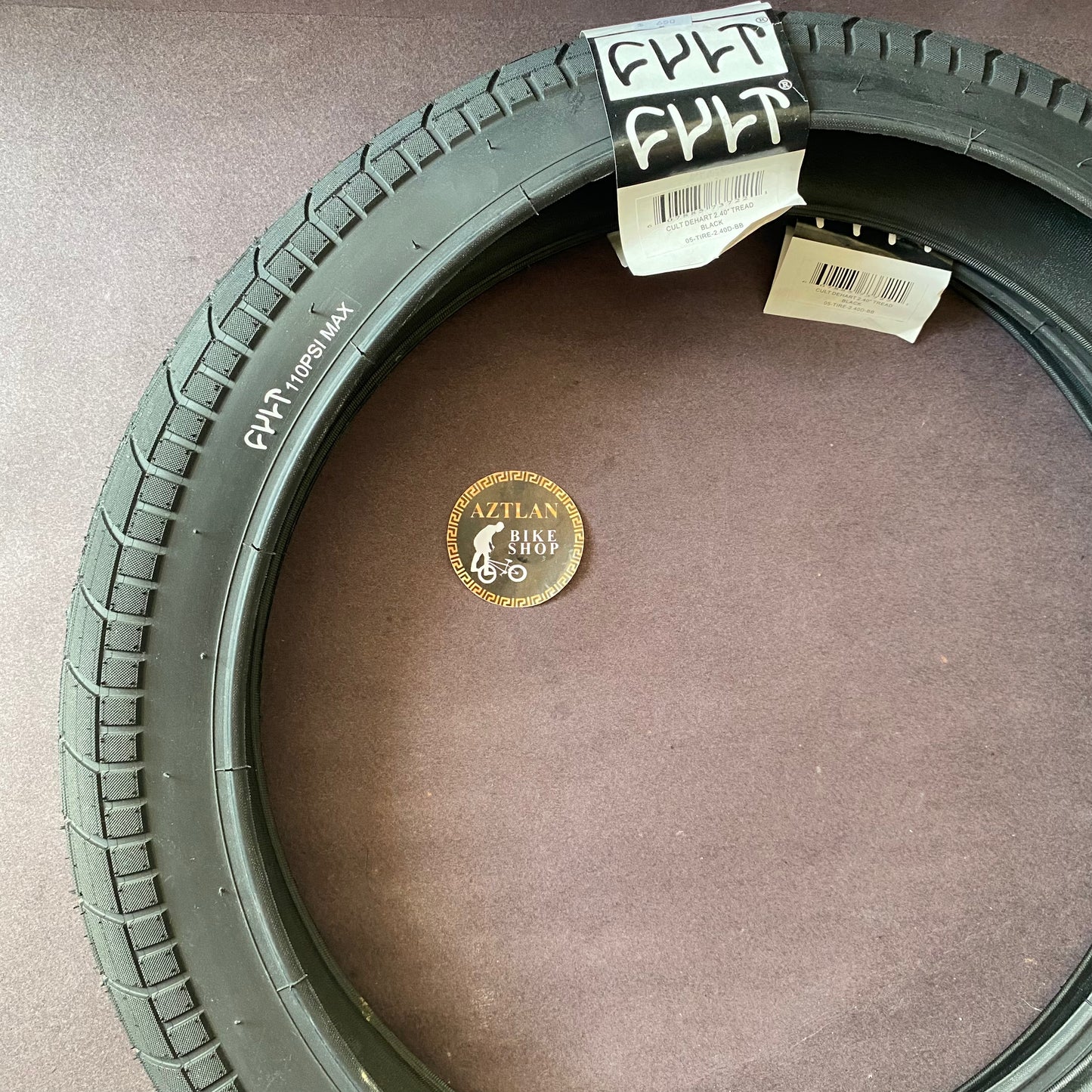 PAR DE LLANTAS CULT DEHART 2.40''