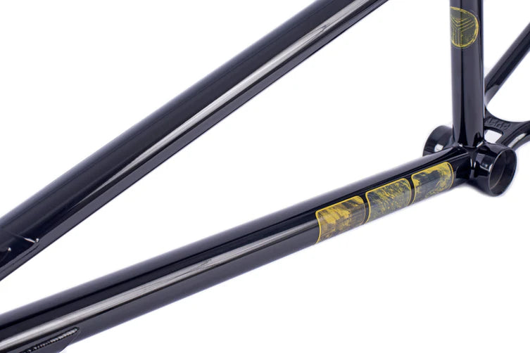 CUADRO CULT HEAVENSGATE BLACK 20.5''