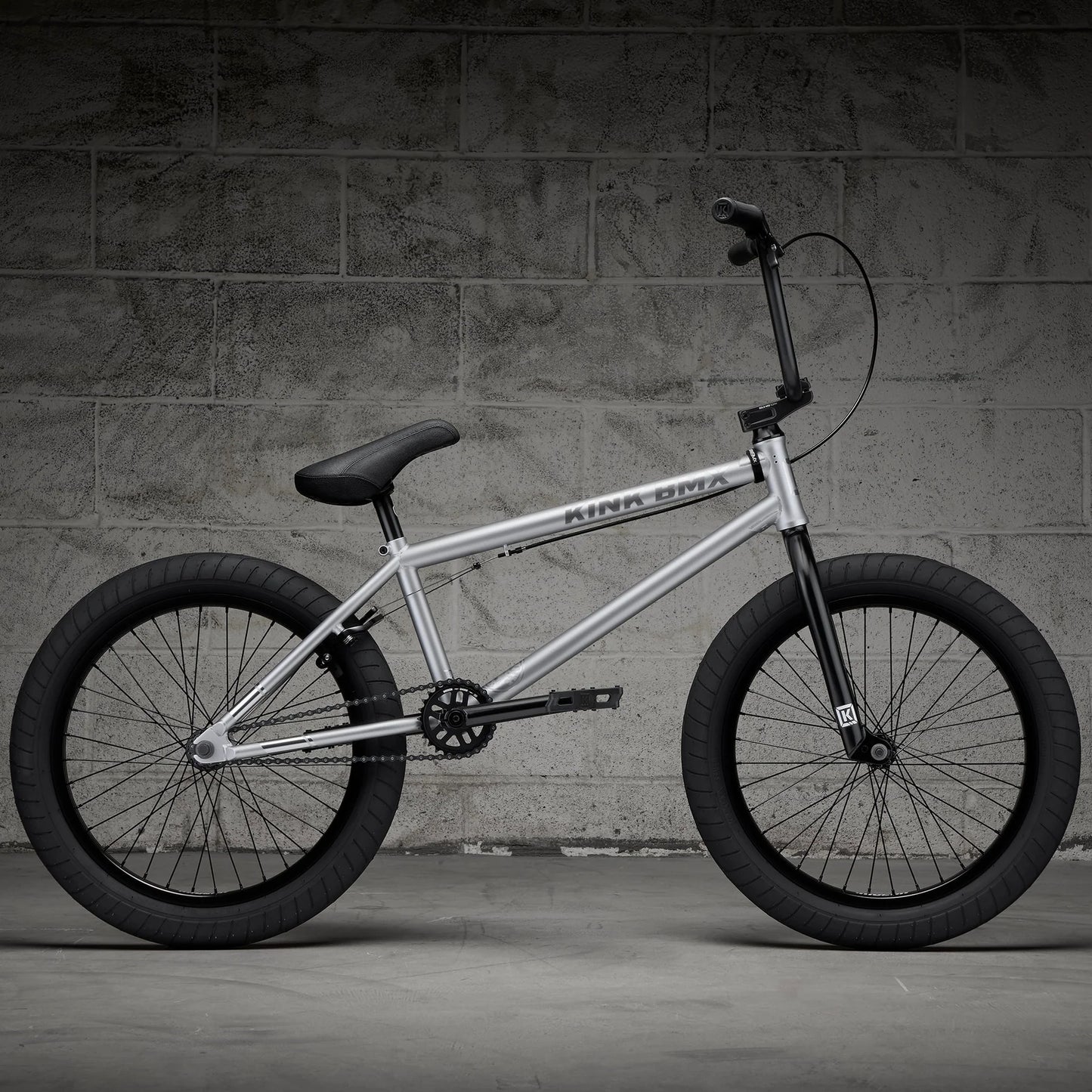 BICICLETA KINK WHIP 2027 FROST SILVER