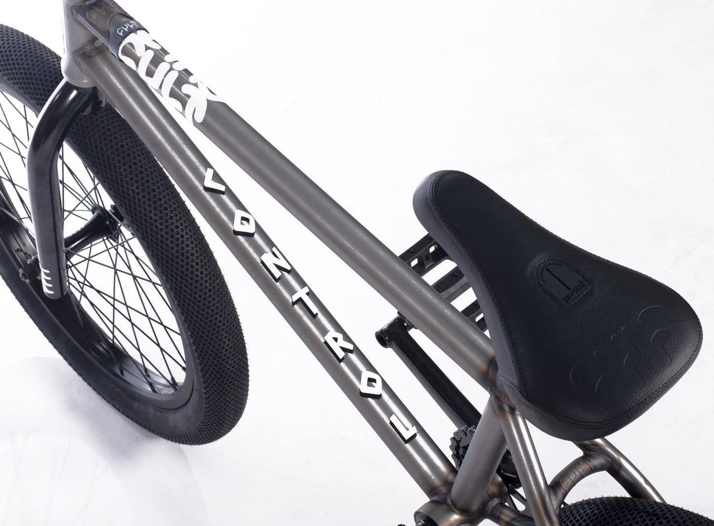 BICICLETA CULT CONTROL RAW