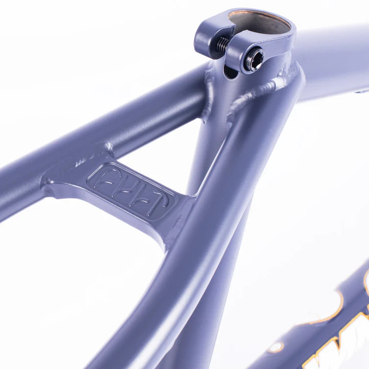 CUADRO CULT SHORTY SUMN LITE NAVY 20.75''