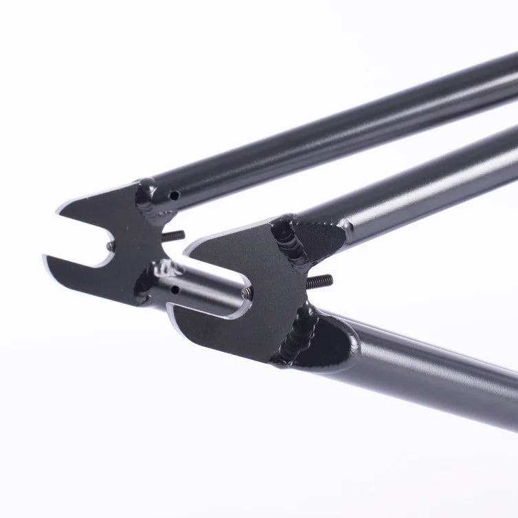 CUADRO CULT 2-SHORT NEGRO 20.5''