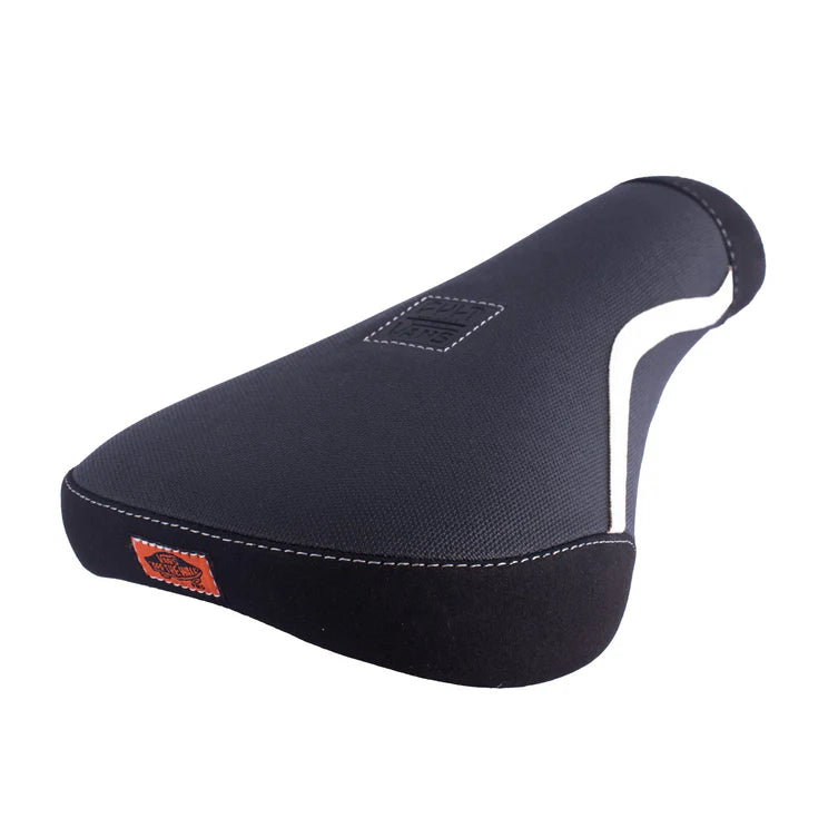 ASIENTO CULT X VANS OLD SKOOL BLACK